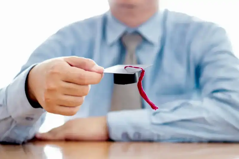 Doçentlik başvurusunda etik ihlal.